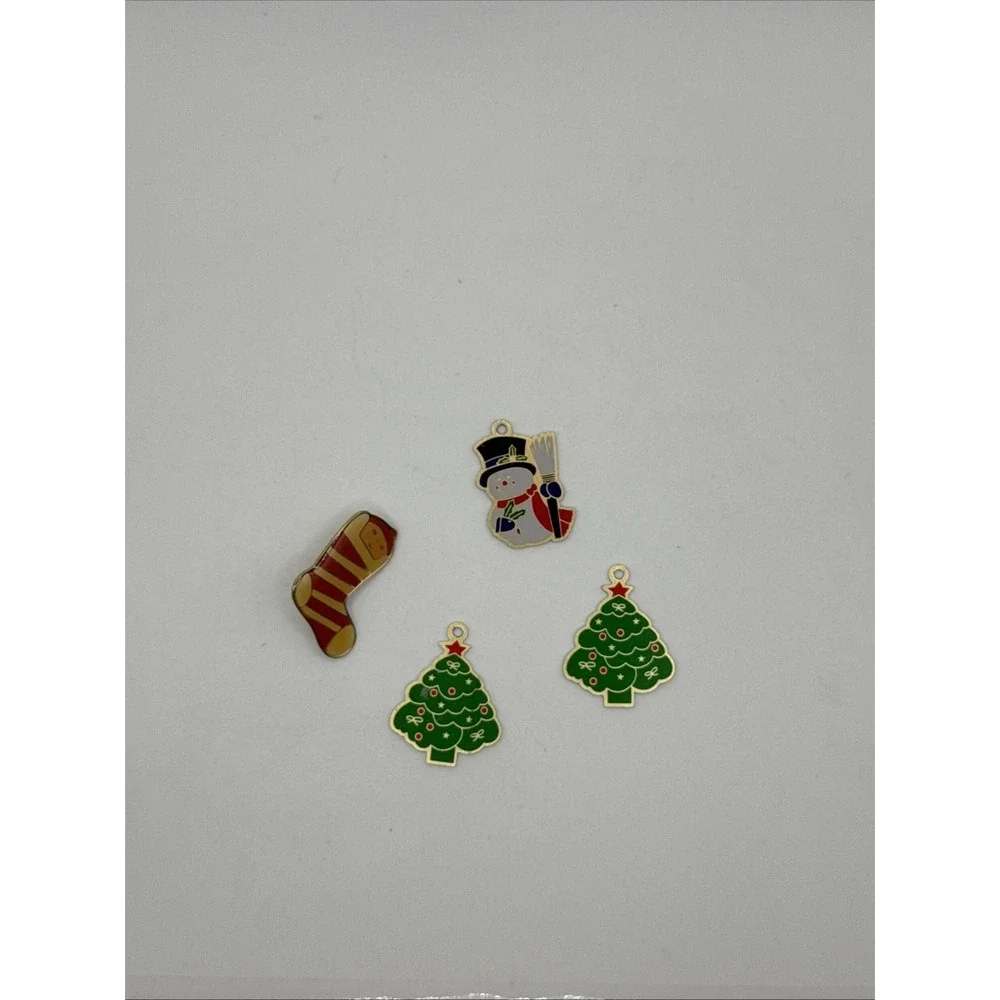Vintage Christmas Pin‎ And Charms - Snowman Tree Stocking